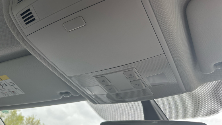 Volkswagen Golf 1.6 TDI SE [Nav] 5dr Diesel Hatchback